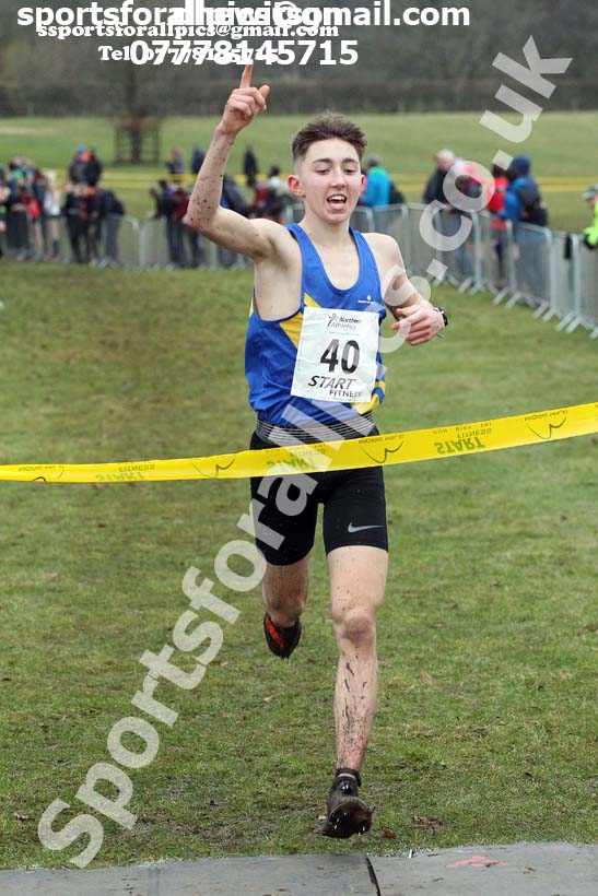 Junior mens Northern Cross Country Champs., Camp Hill Estate, Kirklington.  Photo: David T. Hewitson/Sports for All Pics